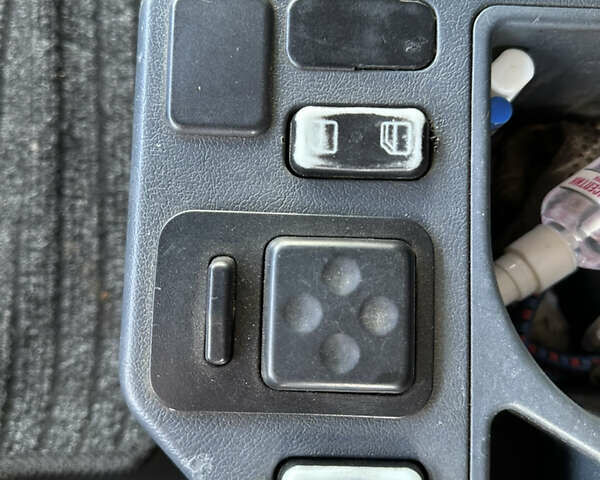 Желтый Мерседес Актрос, объемом двигателя 11.95 л и пробегом 2 тыс. км за 13500 $, фото 35 на Automoto.ua