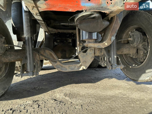 Желтый Мерседес Актрос, объемом двигателя 11.95 л и пробегом 2 тыс. км за 13500 $, фото 14 на Automoto.ua