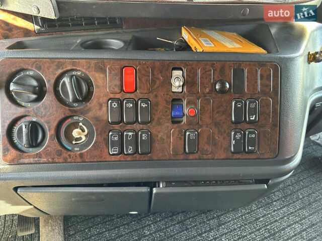 Жовтий Мерседес Актрос, об'ємом двигуна 11.95 л та пробігом 2 тис. км за 12500 $, фото 25 на Automoto.ua