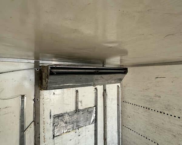 Желтый Мерседес Актрос, объемом двигателя 11.95 л и пробегом 2 тыс. км за 13500 $, фото 41 на Automoto.ua