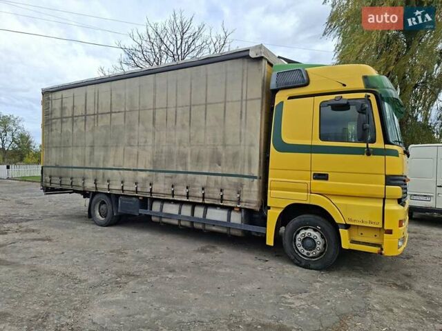 Желтый Мерседес Актрос, объемом двигателя 11.95 л и пробегом 2 тыс. км за 16000 $, фото 6 на Automoto.ua