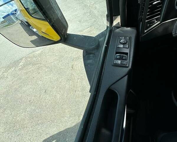 Мерседес Актрос 2013 в Киеве на Automoto.ua Желтый Мерседес Актрос, объемом двигателя 12.8 л и пробегом 973 тыс. км за 14500 $, фото 38 на Automoto.ua