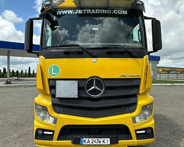 Мерседес Актрос 2013 в Киеве на Automoto.ua Желтый Мерседес Актрос, объемом двигателя 12.8 л и пробегом 973 тыс. км за 14500 $, фото 2 на Automoto.ua
