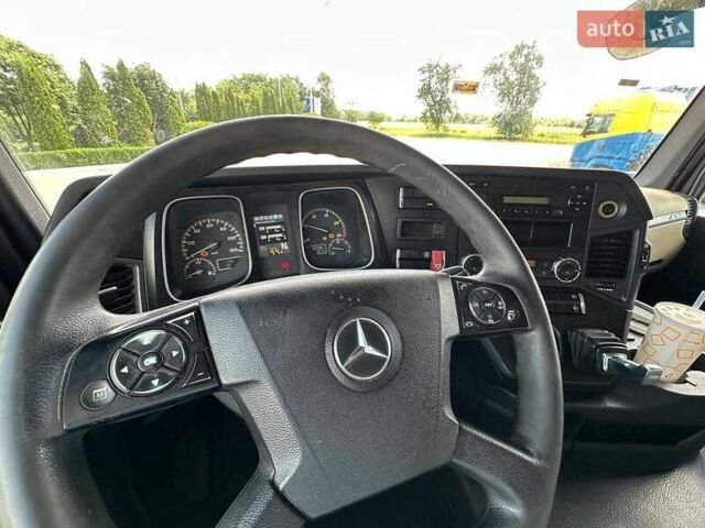 Мерседес Актрос 2013 в Киеве на Automoto.ua Желтый Мерседес Актрос, объемом двигателя 12.8 л и пробегом 973 тыс. км за 14500 $, фото 36 на Automoto.ua