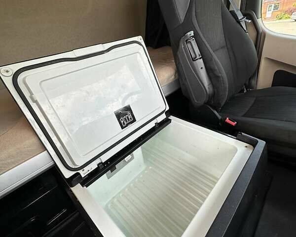 Мерседес Актрос 2013 в Киеве на Automoto.ua Желтый Мерседес Актрос, объемом двигателя 12.8 л и пробегом 973 тыс. км за 14500 $, фото 30 на Automoto.ua