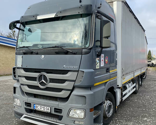 Серый Мерседес Актрос, объемом двигателя 0 л и пробегом 257 тыс. км за 35000 $, фото 1 на Automoto.ua