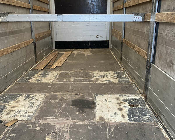 Серый Мерседес Актрос, объемом двигателя 0 л и пробегом 257 тыс. км за 35000 $, фото 16 на Automoto.ua