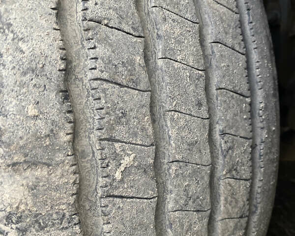 Серый Мерседес Актрос, объемом двигателя 0 л и пробегом 257 тыс. км за 35000 $, фото 19 на Automoto.ua