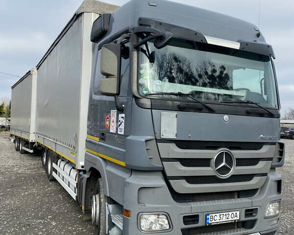 Серый Мерседес Актрос, объемом двигателя 0 л и пробегом 257 тыс. км за 35000 $, фото 3 на Automoto.ua