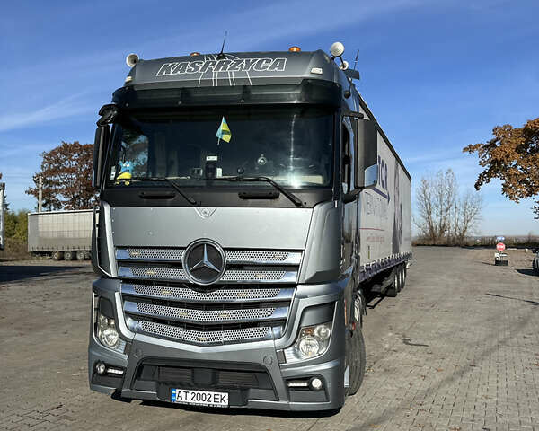 Сірий Мерседес Актрос, об'ємом двигуна 12.81 л та пробігом 1 тис. км за 25900 $, фото 2 на Automoto.ua
