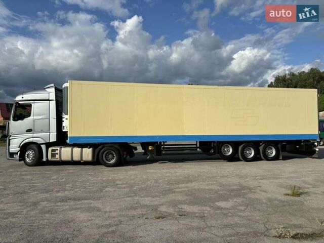 Серый Мерседес Актрос, объемом двигателя 12.9 л и пробегом 720 тыс. км за 22000 $, фото 3 на Automoto.ua