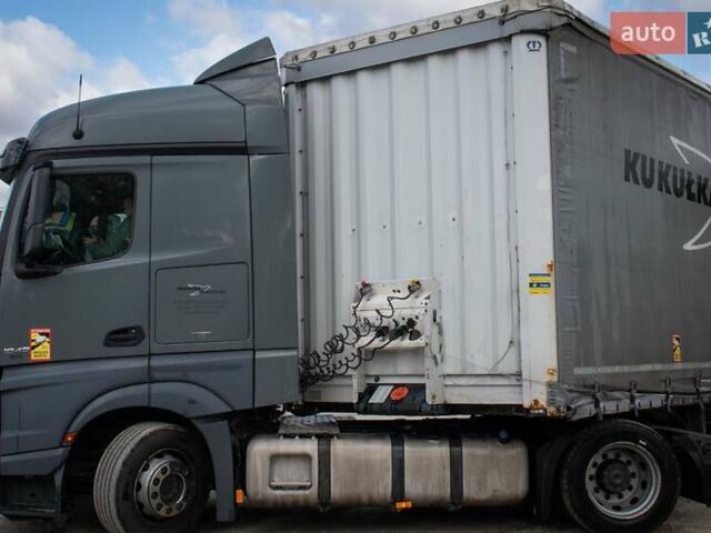 Серый Мерседес Актрос, объемом двигателя 12.8 л и пробегом 1 тыс. км за 19000 $, фото 5 на Automoto.ua