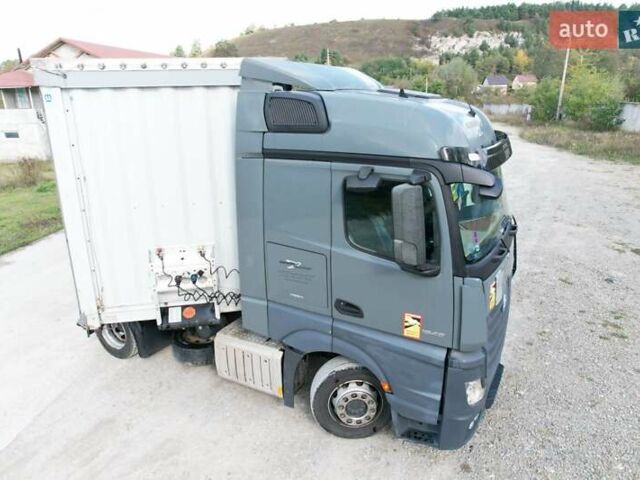 Серый Мерседес Актрос, объемом двигателя 12.8 л и пробегом 1 тыс. км за 19000 $, фото 31 на Automoto.ua