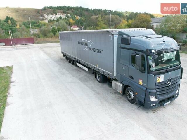 Серый Мерседес Актрос, объемом двигателя 12.8 л и пробегом 1 тыс. км за 19000 $, фото 36 на Automoto.ua