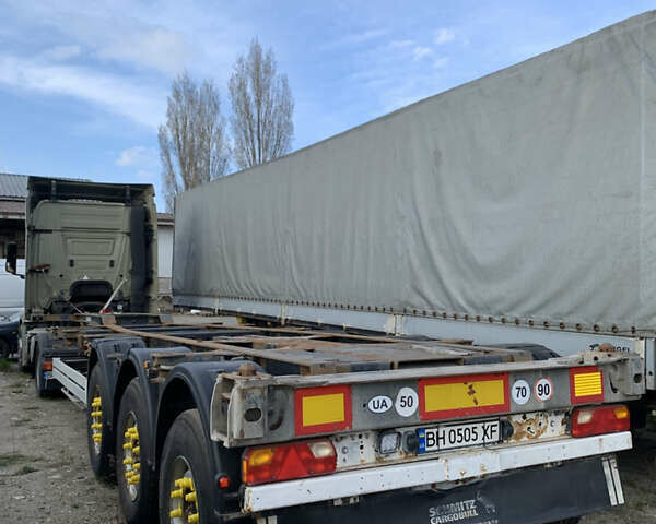 Серый Мерседес Актрос, объемом двигателя 10.68 л и пробегом 806 тыс. км за 26550 $, фото 25 на Automoto.ua