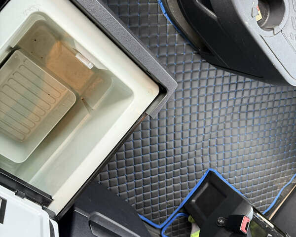 Мерседес Актрос 2014 в Луцке на Automoto.ua Серый Мерседес Актрос, объемом двигателя 12.81 л и пробегом 677 тыс. км за 37000 $, фото 9 на Automoto.ua