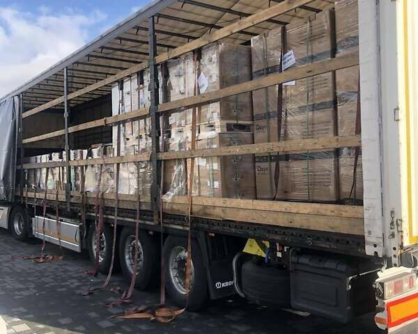 Серый Мерседес Актрос, объемом двигателя 12.81 л и пробегом 650 тыс. км за 59000 $, фото 3 на Automoto.ua