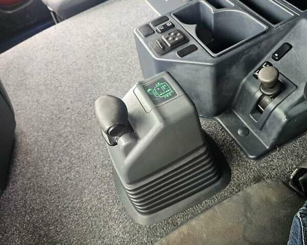 Синій Мерседес Актрос, об'ємом двигуна 0 л та пробігом 633 тис. км за 35700 $, фото 13 на Automoto.ua