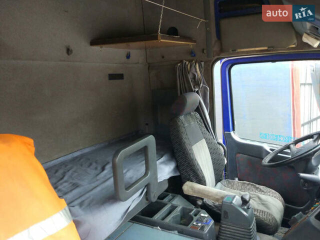 Синій Мерседес Актрос, об'ємом двигуна 12 л та пробігом 800 тис. км за 10500 $, фото 9 на Automoto.ua