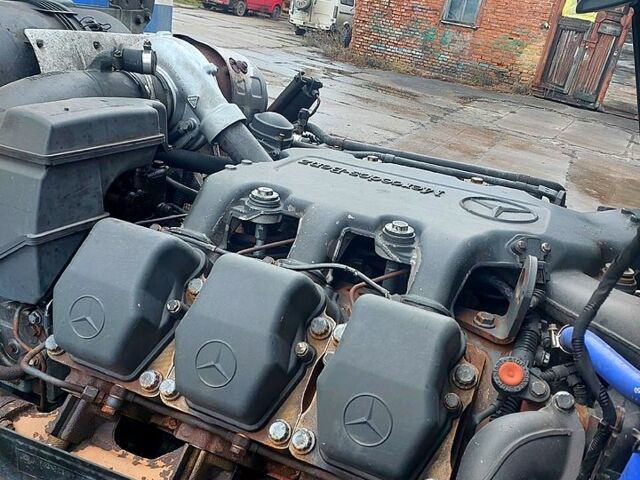 Синий Мерседес Актрос, объемом двигателя 12 л и пробегом 475 тыс. км за 33000 $, фото 9 на Automoto.ua