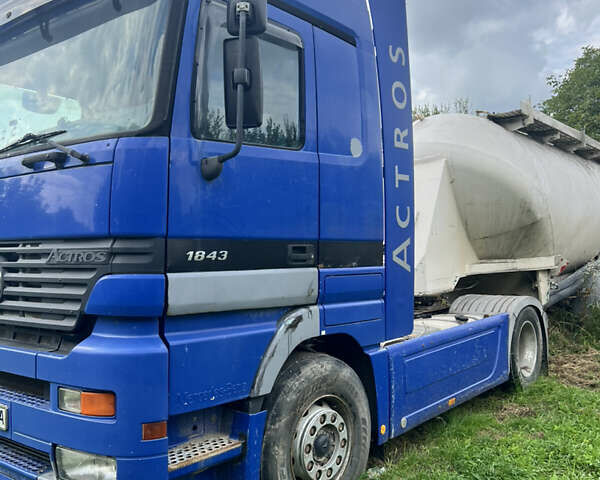 Синий Мерседес Актрос, объемом двигателя 12.78 л и пробегом 1000 тыс. км за 9800 $, фото 1 на Automoto.ua