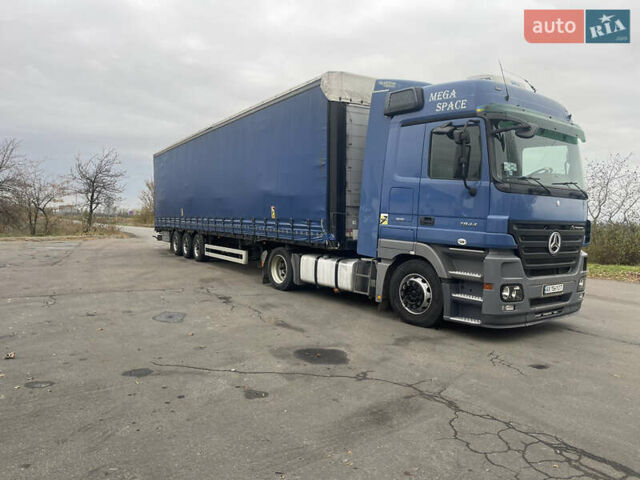 Синий Мерседес Актрос, объемом двигателя 11.95 л и пробегом 1 тыс. км за 20000 $, фото 4 на Automoto.ua