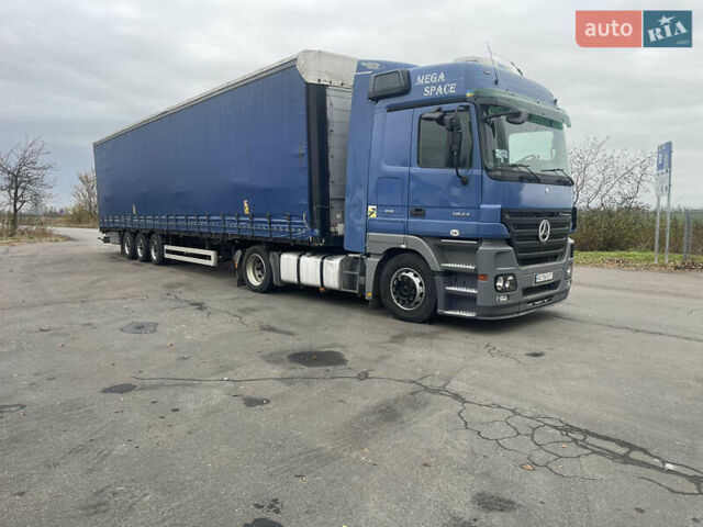 Синий Мерседес Актрос, объемом двигателя 11.95 л и пробегом 1 тыс. км за 20000 $, фото 3 на Automoto.ua