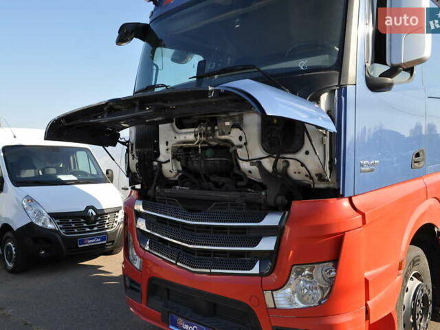 Синій Мерседес Актрос, об'ємом двигуна 12.8 л та пробігом 980 тис. км за 17000 $, фото 46 на Automoto.ua