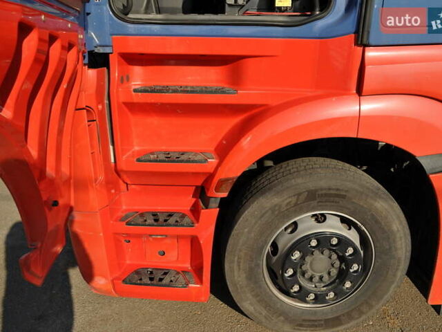 Синій Мерседес Актрос, об'ємом двигуна 12.8 л та пробігом 980 тис. км за 17000 $, фото 51 на Automoto.ua