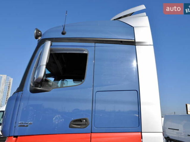 Синій Мерседес Актрос, об'ємом двигуна 12.8 л та пробігом 980 тис. км за 17000 $, фото 16 на Automoto.ua