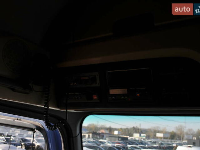 Синій Мерседес Актрос, об'ємом двигуна 12.8 л та пробігом 980 тис. км за 17000 $, фото 68 на Automoto.ua