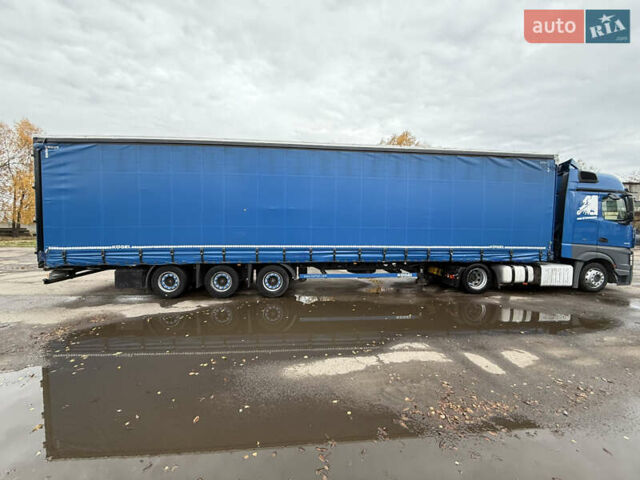 Синій Мерседес Актрос, об'ємом двигуна 12.9 л та пробігом 900 тис. км за 36000 $, фото 37 на Automoto.ua