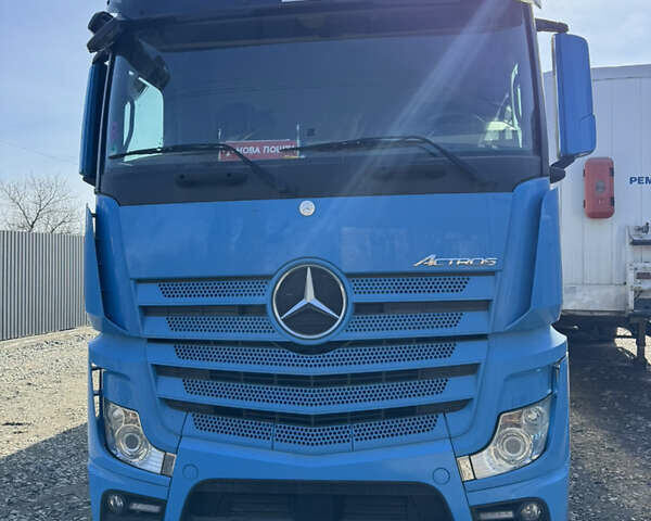 Синій Мерседес Актрос, об'ємом двигуна 12.9 л та пробігом 590 тис. км за 31500 $, фото 2 на Automoto.ua