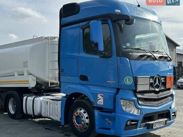 Синий Мерседес Актрос, объемом двигателя 10.68 л и пробегом 905 тыс. км за 15000 $, фото 4 на Automoto.ua