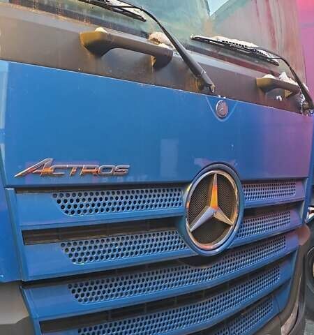 Синий Мерседес Актрос, объемом двигателя 10.7 л и пробегом 798 тыс. км за 28000 $, фото 6 на Automoto.ua