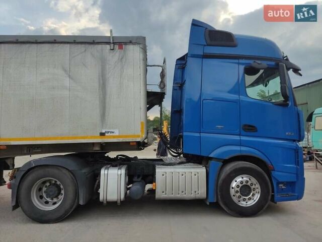 Мерседес Актрос 2016 в Киеве на Automoto.ua Синий Мерседес Актрос, объемом двигателя 12.8 л и пробегом 728 тыс. км за 33347 $, фото 3 на Automoto.ua