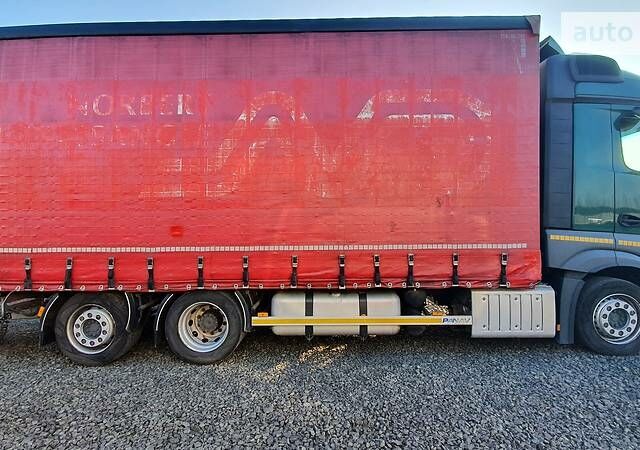 Зелений Мерседес Актрос, об'ємом двигуна 0 л та пробігом 700 тис. км за 36500 $, фото 1 на Automoto.ua