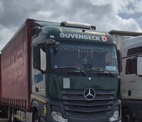 Зелений Мерседес Актрос, об'ємом двигуна 0 л та пробігом 700 тис. км за 36500 $, фото 2 на Automoto.ua