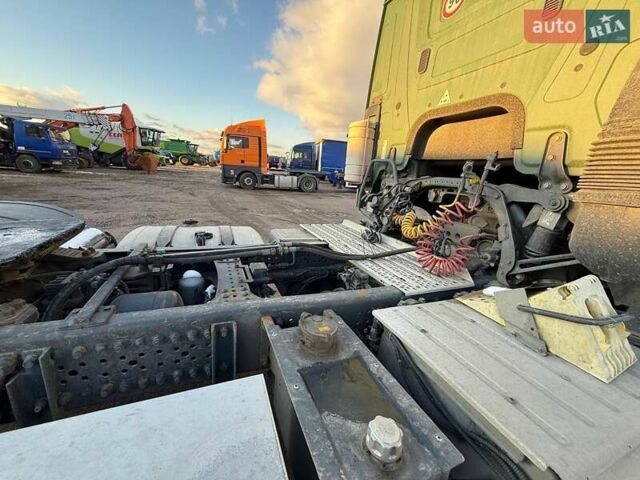 Зеленый Мерседес Актрос, объемом двигателя 10.68 л и пробегом 1 тыс. км за 14000 $, фото 65 на Automoto.ua