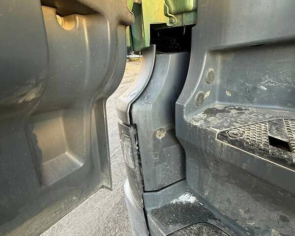 Зеленый Мерседес Актрос, объемом двигателя 10.68 л и пробегом 1 тыс. км за 14000 $, фото 61 на Automoto.ua