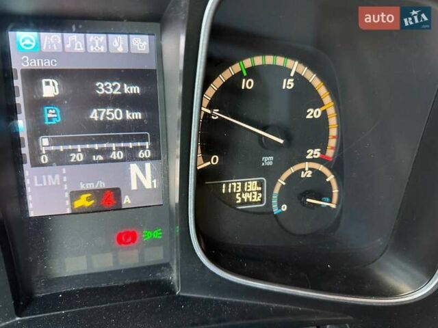 Зеленый Мерседес Актрос, объемом двигателя 10.68 л и пробегом 1 тыс. км за 14000 $, фото 10 на Automoto.ua