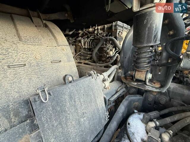 Зеленый Мерседес Актрос, объемом двигателя 10.68 л и пробегом 1 тыс. км за 14000 $, фото 44 на Automoto.ua