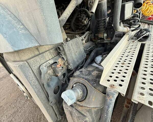 Зеленый Мерседес Актрос, объемом двигателя 10.68 л и пробегом 1 тыс. км за 14000 $, фото 72 на Automoto.ua