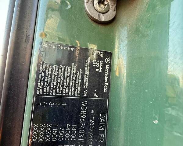 Зеленый Мерседес Актрос, объемом двигателя 10.68 л и пробегом 1 тыс. км за 14000 $, фото 17 на Automoto.ua