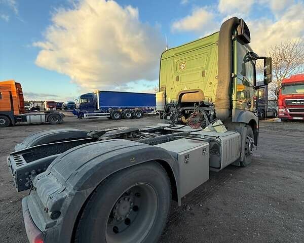 Зеленый Мерседес Актрос, объемом двигателя 10.68 л и пробегом 1 тыс. км за 14000 $, фото 19 на Automoto.ua