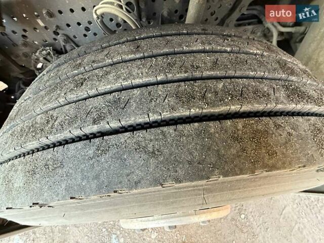 Зеленый Мерседес Актрос, объемом двигателя 10.68 л и пробегом 1 тыс. км за 14000 $, фото 21 на Automoto.ua