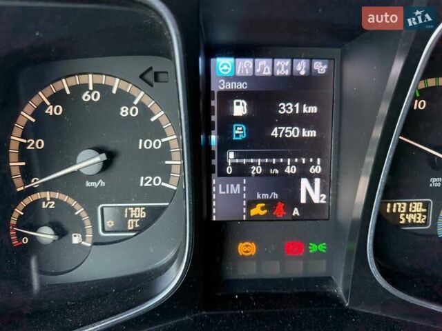 Зеленый Мерседес Актрос, объемом двигателя 10.68 л и пробегом 1 тыс. км за 14000 $, фото 14 на Automoto.ua