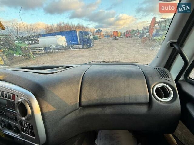 Зеленый Мерседес Актрос, объемом двигателя 10.68 л и пробегом 1 тыс. км за 14000 $, фото 48 на Automoto.ua