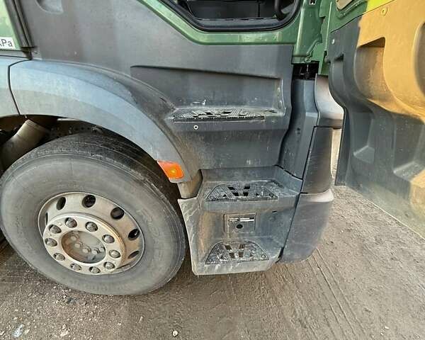 Зеленый Мерседес Актрос, объемом двигателя 10.68 л и пробегом 1 тыс. км за 14000 $, фото 58 на Automoto.ua