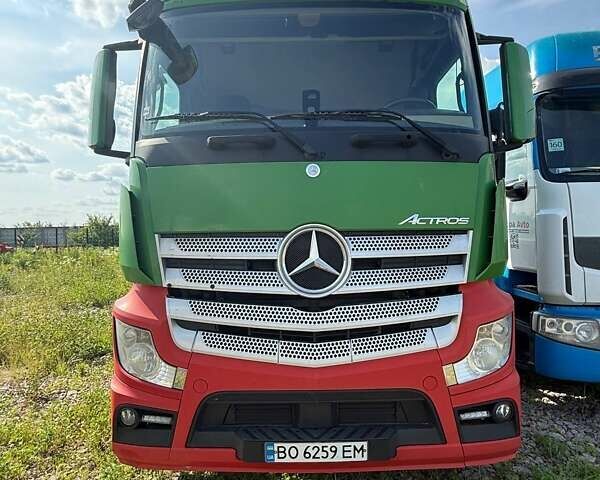 Зеленый Мерседес Актрос, объемом двигателя 12.81 л и пробегом 692 тыс. км за 19000 $, фото 3 на Automoto.ua